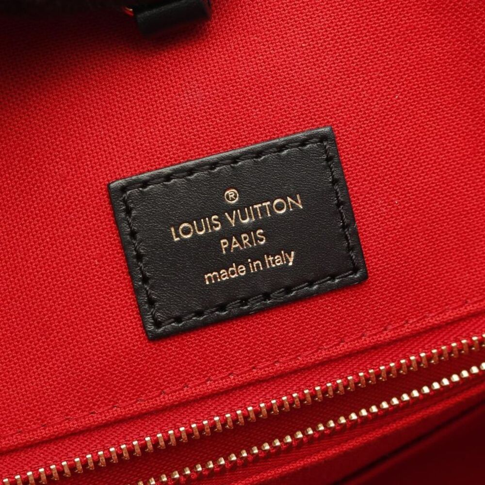 Louis Vuitton OnTheGo MM Monogram Leather Tote Bag - Picture 4 of 6